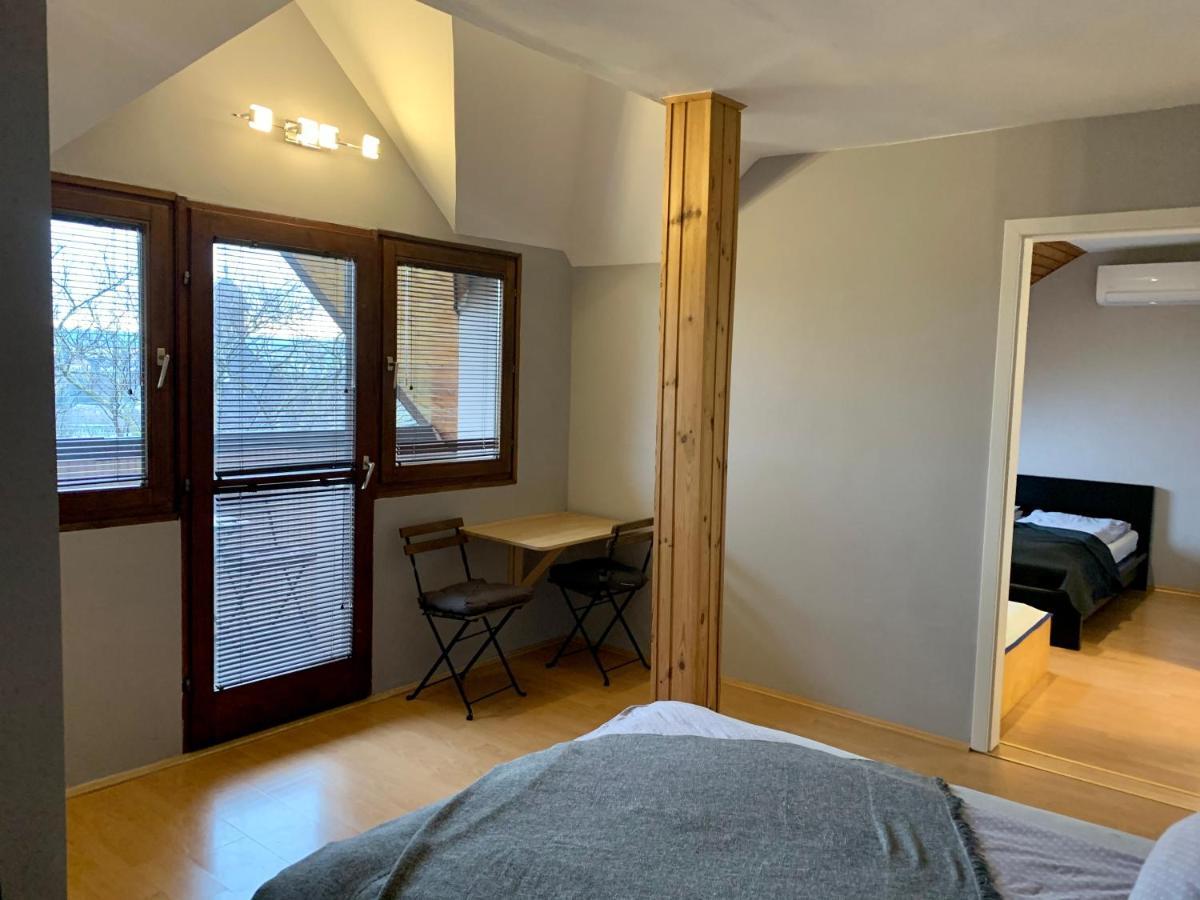 Var-Lak Apartman Eger Buitenkant foto
